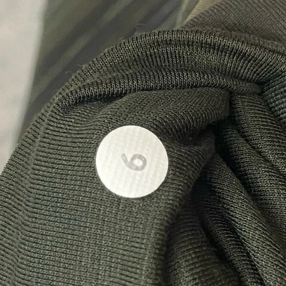 Lululemon Give Me Qi Crop Cyber Stripe Gator Fatigue Green black 21277 - Picture 9 of 11